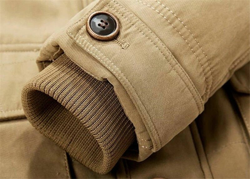 Chaqueta de Invierno para Hombre Aislada con Varios Bolsillos